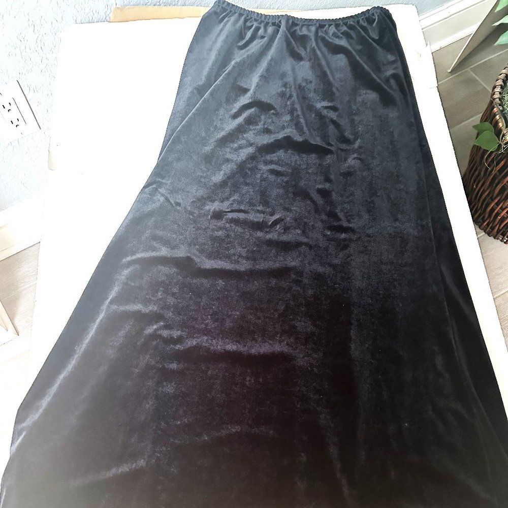 ANNIE CLAIRE Retro Stretch Velour Maxi Skirt Costume?  Party Witch